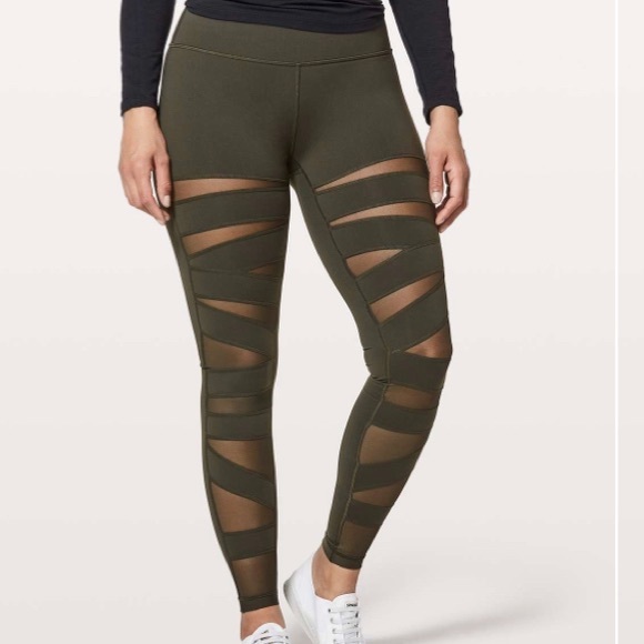 lululemon mesh wunder under